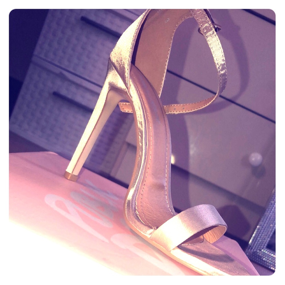 Public Desire high heels (Brand new)